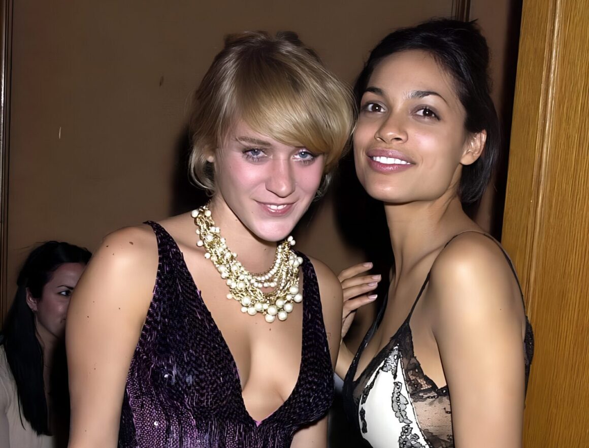 Chloe Sevigny and Rosario Dawson in 2002