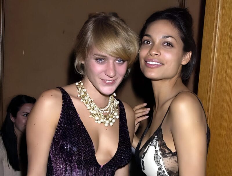 Chloe Sevigny and Rosario Dawson in 2002